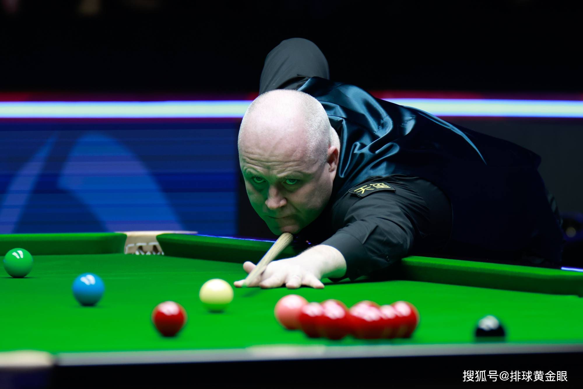 母亲为他准 母亲为他准