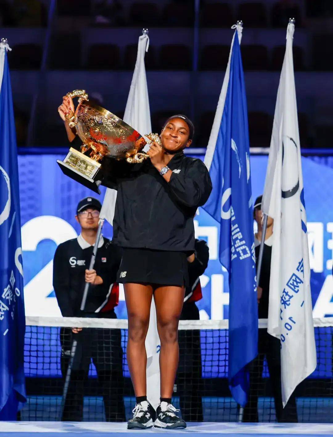 了自己的抗 了自己的抗